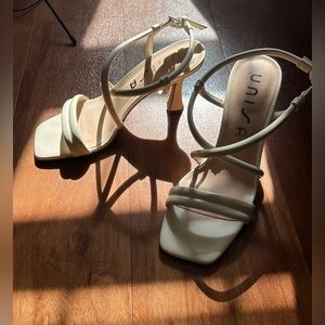 Sandal Style Heels🎀